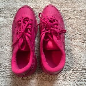 ✅Reebok Bold Pink Sneakers